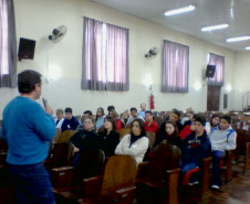 “A nossa coordenadoria sempre está em busca do desenvolvimento de novas ações que visam a melhoria da qualidade da gestão financeira nas escolas. Temos resultados muito positivos nas escolas que já participam do programa”, afirmou Manoel José Vicente, chefe da Coordenadoria de Apoio Financeiro à Rede Escolar (CAF).