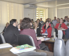 Nesta quarta-feira (07), os chefes dos 32 Núcleos Regionais de Educação participam, em Curitiba, do último dia de reuniões com a secretária de Estado da Educação, professora Ana Seres, e a equipe da SEED
