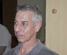 No Colégio Florestal Estadual Presidente Costa e Silva, em Irati, os alunos se formam como técnicos para desenvolver atividades que envolvem a área florestal, como semeadura, plantio, poda e reflorestamento, entre outras. “Temos uma estrutura adequada, aliada a um bom ensino para garantir o sucesso dos nossos alunos no mundo do trabalho”, comentou o diretor, Gilmar Gumy.