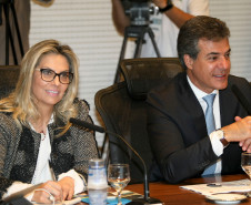 Richa lembrou que neste mês o governo vai aplicar um reajuste de 3,45% no salário do funcionalismo, além de pagar promoções e progressões para as duas maiores categorias de funcionários públicos do Paraná, professores e policiais militares