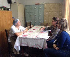 ...  e na Escola Estadual Luiza Rosa Z. Pinto, de Irati, em 26, 27 e 28 de outubro.