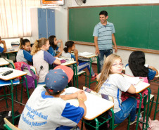 A mesma opinião tem o diretor Alci Fonseca Romero, da Escola Estadual Professora Rosa Frederica Johnson, de Almirante Tamandaré (Região Metropolitana de Curitiba). “Acredito que o principal papel do gestor hoje seja conciliar todos os segmentos que existem dentro da escola: alunos, professores, funcionários e a comunidade em geral. Isso não é um trabalho fácil, é um desafio”, relatou o diretor.