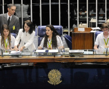 Aluno representa Paraná no Senado Federal