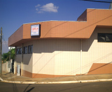 O Ceebja Professora Maria do Carmo Bocati atende em média 450 estudantes de 15 a 69 anos, individual ou em grupos. Para que os alunos se sintam motivados são feitas várias atividades práticas, palestras e oficinas culturais e artísticas. 