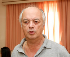 Para o professor do curso de Meio Ambiente Carlos Augusto Vieira, do Colégio Estadual Polivalente, em Ponta Grossa, o debate é um avanço para a educação no Paraná. “Estamos vivendo um momento histórico com a reunião de professores que atuam na educação profissional, fazendo uma reestruturação da proposta de ensino técnico ofertada no estado”, disse Vieira. “É uma oportunidade para reunirmos ideias diferentes e que vão ao encontro das exigências do mercado de trabalho.”