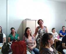 Atualmente estão sendo implementados, junto ao CEE, sete processos de renovação do reconhecimento do Ensino Fundamental anos finais (6º ao 9º ano) e Ensino Médio em seis escolas da rede estadual, nos NREs de Curitiba, Área Metropolitana Sul e Área Metropolitana Norte, utilizando o Sistema Processos On Line