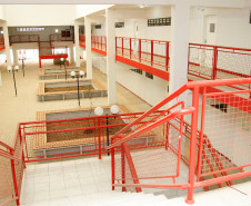 Exemplo de um Centro Estadual de Educação Profissional em obras.