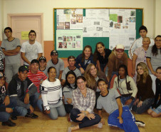 Colégios estaduais Telmo Octávio Müller, em Marmeleiro, e Cecília Meireles, em Sertaneja, promovem atividades para comemorar o 20 de novembro.