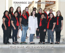 39 alunos dos cursos técnicos de Profissionalização dos Funcionários da Educação (ProFuncionário) participaram de cerimônia de formatura essa semana.