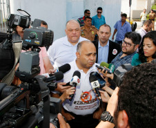 As escolas municipais e estaduais do Paraná iniciaram nesta sexta-feira (19) a campanha nacional de combate ao mosquito Aedes aegypti, transmissor da dengue, zika e chikungunya