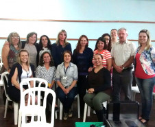 Neste primeiro dia, as atividades foram concentradas nas próprias escolas para que professores e funcionários conheçam as propostas de gestão para o novo ano letivo. Os profissionais também debateram temas relacionados à Educação em Direitos Humanos, Rede de Proteção, Abandono Escolar e Indicadores Educacionais, como as taxas de rendimento e desempenho escolar que darão suporte ao Plano de Ação das escolas. 