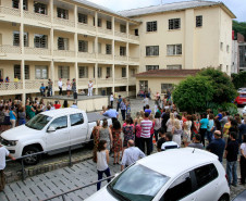 As servidoras da Secretaria de Estado da Educação tiveram uma tarde diferente nesta terça-feira (8), Dia Internacional da Mulher. Atividades culturais, cartazes e depoimentos pessoais e profissionais marcaram a data. Também foram declarados poemas, poesias, contos e histórias de lutas e conquistas das profissionais da educação.