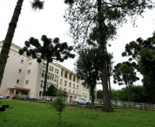 As comemorações de 170 anos do Colégio Estadual do Paraná (CEP) iniciaram nesta segunda-feira (14), em Curitiba. Para celebrar o aniversário de uma das mais antigas instituições de ensino do Estado, estão previstas ao longo deste ano diversas atividades culturais, artísticas, sociais e esportivas. 