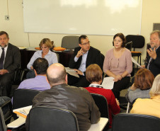 Evento aconteceu no auditório da SEED, em Curitiba, com a presença de representantes do Ministério da Educação.