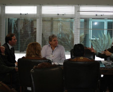 Secretaria recebe comitiva de deputados argentinos