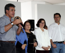 O governador Beto Richa inaugurou nesta quinta-feira (5) o Centro Estadual de Educação Profissional (Ceep) Professor Miguel Carlos Parolo, em Pitanga, Região Central do Paraná. O Ceep, que recebeu investimentos de R$ 7,3 milhões por meio de parceria entre o Estado e o Ministério da Educação, tem capacidade para atender 1.200 estudantes. A secretária de Estado da Educação, professora Ana Seres, participou da solenidade.