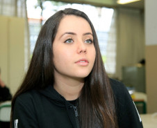 Para sua colega Yohana Trancoso Nunes Ferreira, de 14 anos, a experiência também tornou a disciplina mais atraente, pois os estudantes conseguiram vivenciar o resultado sendo posto em prática. “Só a teoria acaba tornando os conteúdos cansativos e essa metodologia é mais divertida e fácil de compreender, tanto é que todos participaram. Além disso, nos proporcionou uma sensação de dever cumprido”, afirmou Yohana.