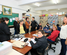 Conhecer e avaliar a possibilidade de aplicar no Distrito Federal os sistemas utilizados pela Secretaria de Estado da Educação do Paraná na chamada pública da merenda escolar, recursos humanos e gestão financeira escolar