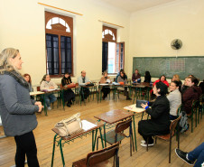 Os profissionais que atuam na rede estadual de ensino participam nesta segunda-feira (30) de cursos, palestras e oficinas para a formação continuada oferecida pela Secretaria de Estado da Educação. 