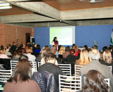 Os profissionais que atuam na rede estadual de ensino participam nesta segunda-feira (30) de cursos, palestras e oficinas para a formação continuada oferecida pela Secretaria de Estado da Educação. 