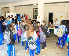 A mostra ambiental do Colégio Estadual do Paraná envolveu os cerca de cinco mil estudantes, professores e foi aberto à comunidade escolar. O objetivo foi fomentar discussões em torno do tema com foco nas soluções e na sustentabilidade.