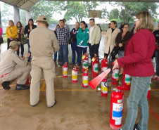 Núcleo Regional de Educação de Goioerê em parceria com o Corpo de Bombeiros realiza nos dias 1º de junho em Goioerê e dia 06 de junho em Ubiratã, a 6ª etapa de Capacitação de Brigadistas através do Programa Brigada Escolar – Defesa Civil na Escola.