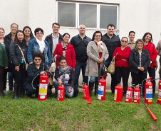 Núcleo Regional de Educação de Goioerê em parceria com o Corpo de Bombeiros realiza nos dias 1º de junho em Goioerê e dia 06 de junho em Ubiratã, a 6ª etapa de Capacitação de Brigadistas através do Programa Brigada Escolar – Defesa Civil na Escola.