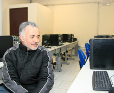 Sergio concluiu o curso no Colégio Estadual Pedro Macedo, em Curitiba, em 2009