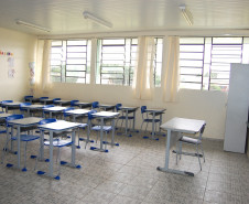 Já no Colégio Estadual Adiles Bordin, em União da Vitória, no Sudoeste, também terceira colocada no prêmio CAF do ano passado, uma vez por semana uma as aulas são destinadas a atividades relacionadas à leitura