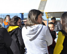 Representantes da Secretaria de Estado da Educação (SEED) se reuniram na manhã desta quinta-feira (11) com estudantes do Colégio Estadual Casemiro Karman, em Campo Largo (Região Metropolitana de Curitiba), para acompanhar o andamento das obras do novo prédio da escola, no bairro Rivabem. Esta é a segunda vistoria conjunta da SEED e estudantes na escola.
