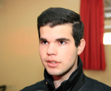 Para o estudante Gabriel Silva Prado, 16 anos, a oportunidade foi importante para despertar para novas possibilidades para o futuro. “Achei muito interessante porque para nós, que somos jovens, e ainda estamos decidindo o que vamos fazer no futuro, esse tipo de evento nos tira um pouco da rotina de sala de aula e abre novas possibilidades. Nós sabemos que o mundo vai muito além de matérias curriculares, por isso é preciso aprender como viver e como aplicar isso em sua vida”, disse o aluno.