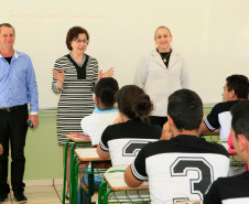 Despertar nos alunos o sentimento de responsabilidade e pertencimento é um dos objetivos alcançados pela direção e professores do Colégio Estadual João Theotônio Netto, em Moreira Sales, no Oeste do Estado