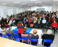 As escolas da rede estadual pertencentes ao Núcleo Regional de Educação de Pitanga, na região central do Paraná, que apresentaram os melhores resultados na execução de projetos pedagógicos e aplicação eficiente dos recursos públicos foram contempladas nesta quinta-feira (15) com o Prêmio de Gestão da Secretaria de Estado da Educação. Na quarta-feira foram premiadas as escolas do Núcleo Regional de Guarapuava.