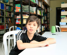 Leonardo Flauzino, de 12 anos, também do 7° ano, revelou que mudou para o Tupy Pinheiro por indicação de colegas e pela boa fama da escola. “Aqui todo mundo se respeita, os professores explicam de uma maneira que dá para entender bem e no intervalo tem bastante espaço para brincar com meus colegas”, disse Flauzino, que também estuda há dois anos no Tupy.