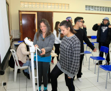 A Secretaria de Estado da Educação iniciou nesta semana a avaliação nutricional de 1,1 milhão de alunos da rede estadual de ensino. O levantamento é feito pelos professores de Educação Física, que verificam o peso e a altura (avaliação antropométrica) dos estudantes, além de monitorar casos de necessidades alimentares nutricionais diferenciadas, como diabetes, doença celíaca e intolerância à lactose.