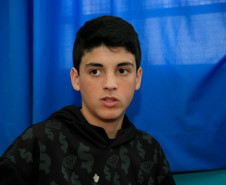 O aluno Cristhian Cezar de Oliveira, do 1° ano do ensino médio de um colégio na Capital, conta que os estudantes promoveram debates com os professores e colegas na sua escola e decidiram continuar com as aulas sem interromper o andamento do calendário. “Nós não aderimos ao movimento de ocupação porque sabíamos que teríamos que repor essas aulas”, disse.