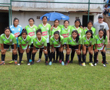 Equipe do Colégio Estadual Indígena Rio das Cobras, de Nova Laranjeiras.