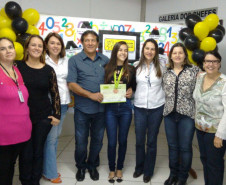 Os estudantes que conquistaram as medalhas de prata e bronze foram premiados entre junho e agosto deste ano em cerimônias regionais no Estado. Na foto, evento do NRE Loanda.