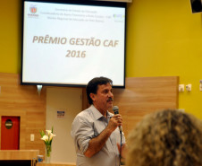 Durante as premiações, diretores, professores, alunos e representantes da comunidade de cada escola assistiram a apresentações musicais e teatrais, participaram de palestras e seminários ministrados pela equipe da Coordenadoria de Apoio Financeiro à Rede Escolar (CAF)
