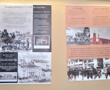 À tarde, a equipe de educação básica do Núcleo Regional de Educação apresentou uma exposição com painéis que contam parte da história e as atividades desenvolvidas pelo núcleo