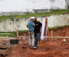 O tradicional Colégio Estadual Francisco Zardo, localizado no bairro Santa Felicidade, em Curitiba, terá novas instalações. A Secretaria de Estado da Educação iniciou no final de janeiro as obras de ampliação da unidade. A escola vai ganhar uma cozinha nova, dois banheiros para professores e ampliação na capacidade da rede elétrica. O investimento é de R$ 440 mil.