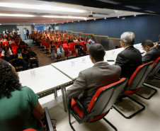 O Paraná lançou nesta terça-feira (7), em Curitiba, o SOS Racismo – pelo telefone 0800-642-0345 a população pode denunciar e receber orientações sobre como proceder em casos de racismo e discriminação