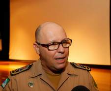 “É um segmento da PM que trabalha a excelência da prevenção nas atividades da patrulha escolar comunitária e também pela coordenação do nosso principal programa de política pública que é o Programa Educacional de Resistência às Drogas e à Violência (Proerd)”, disse o comandante-geral da PM, coronel Maurício Tortato.