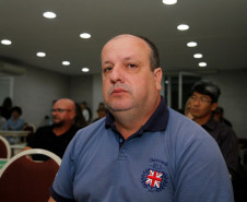 As cooperativas-escola funcionarão com o empenho dos próprios estudantes e sob supervisão dos professores e comunidade