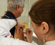 Para 2017, o Ministério da Saúde também incluiu para a vacinação os professores do ensino regular e superior de escolas públicas e privadas