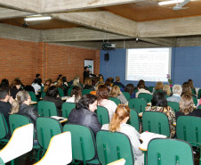 Nesta terça-feira (25) cerca de 100 técnicos pedagógicos e coordenadores da educação em tempo integral dos núcleos regionais encerraram o curso de formação continuada estratégica ofertado pela Secretaria da Educação para a modalidade, em Curitiba. 