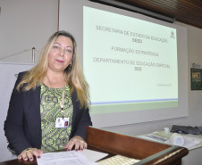 O curso tem 16 horas de carga horária e conta para avanço no plano de carreira dos servidores