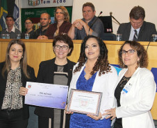 Em terceiro lugar o colégio Marilis Faria Pirotelli, de Cascavel. 
