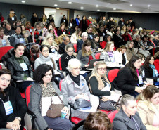 I Seminário de Enfrentamento às Violências Contra Crianças e Adolescentes está sendo realizado nesta terça e quarta-feira (18 e 19), no Palácio das Araucárias, em Curitiba, com a participação de 165 servidores municipais e estaduais, além sociedade civil.