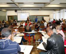 Mais de um milhão de alunos das 2,1 mil unidades da rede pública estadual retomam a rotina de estudos nesta quarta-feira (26)
